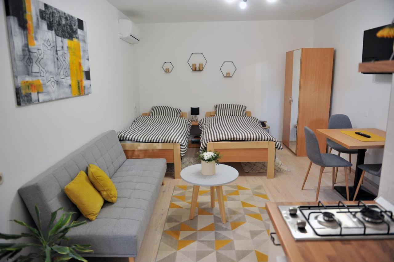 Studio Apartman Bandb จาโกโว ภายนอก รูปภาพ